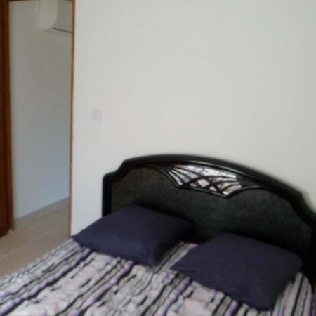 Chambres Chez L'Habitant Claviers Экстерьер фото